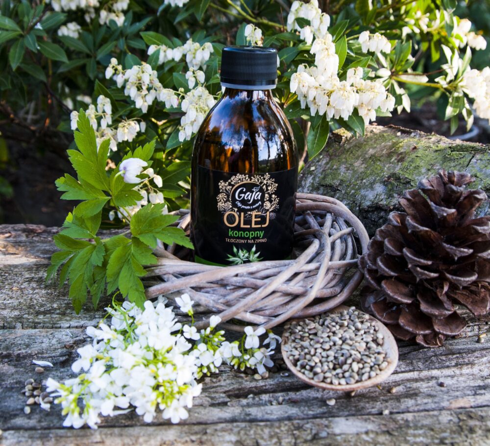 Olej konopny - naturalna skarbnica Omega-3, witamin i minerałów